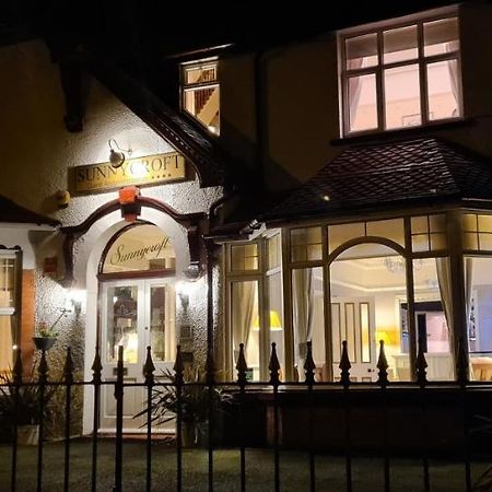 Sunnycroft Private Hotel Llandudno Extérieur photo