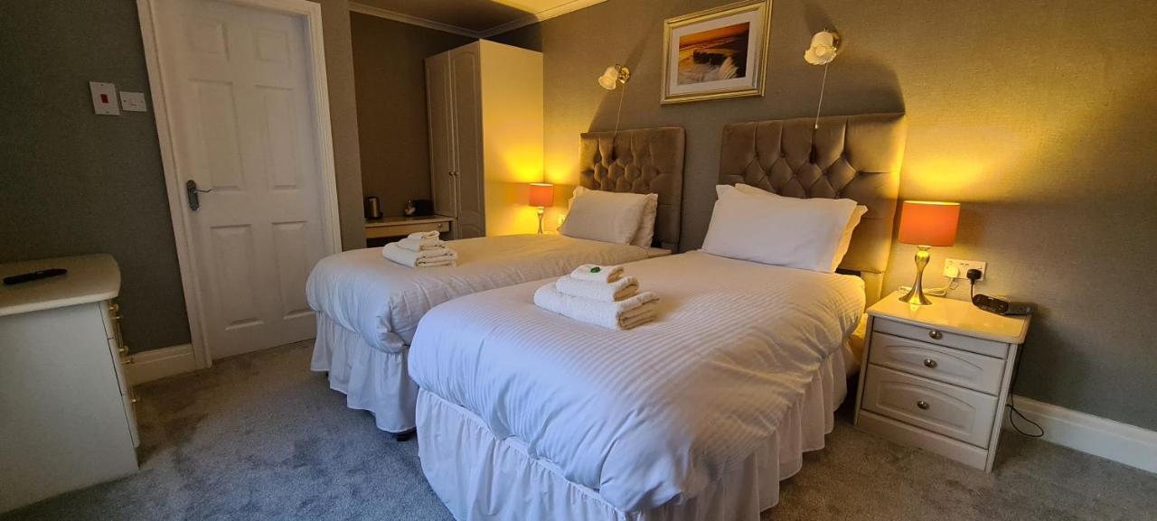 Sunnycroft Private Hotel Llandudno Extérieur photo